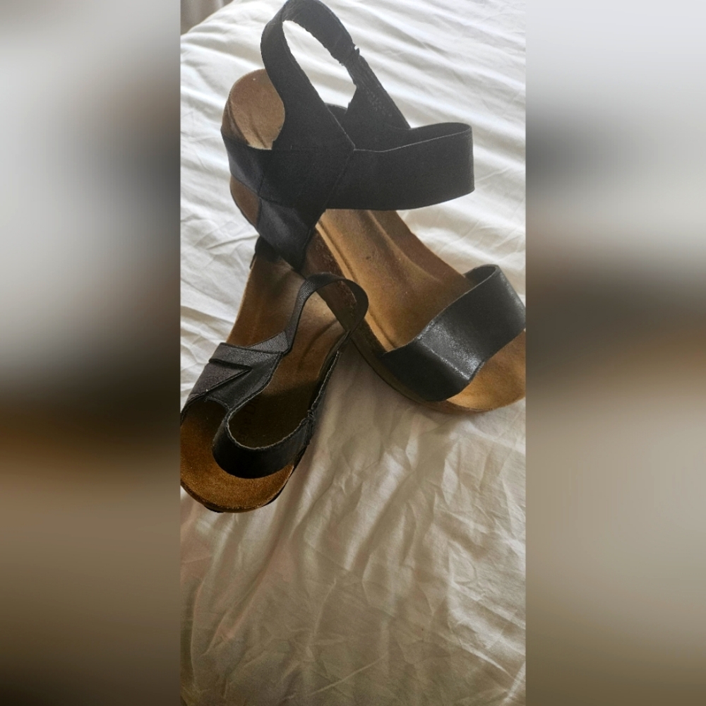 Womens Shoes